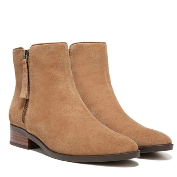 Naturalizer Robyn Golden Caramel Suede (Wide) - Picture 1 of 12